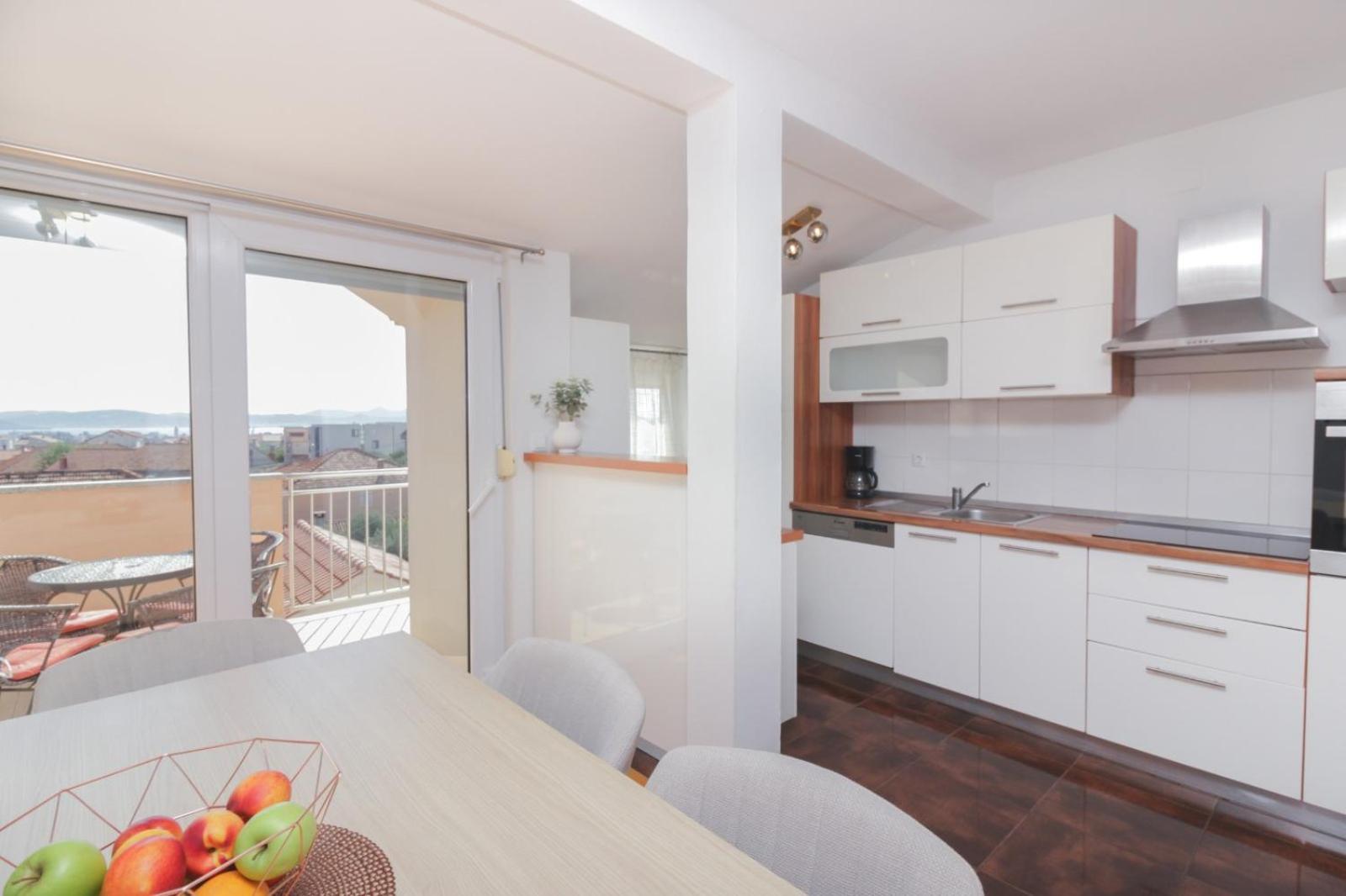 זאדאר Apartman Lara מראה חיצוני תמונה