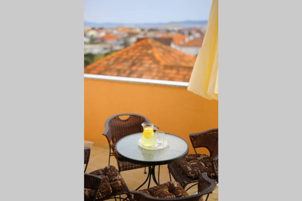 זאדאר Apartman Lara מראה חיצוני תמונה